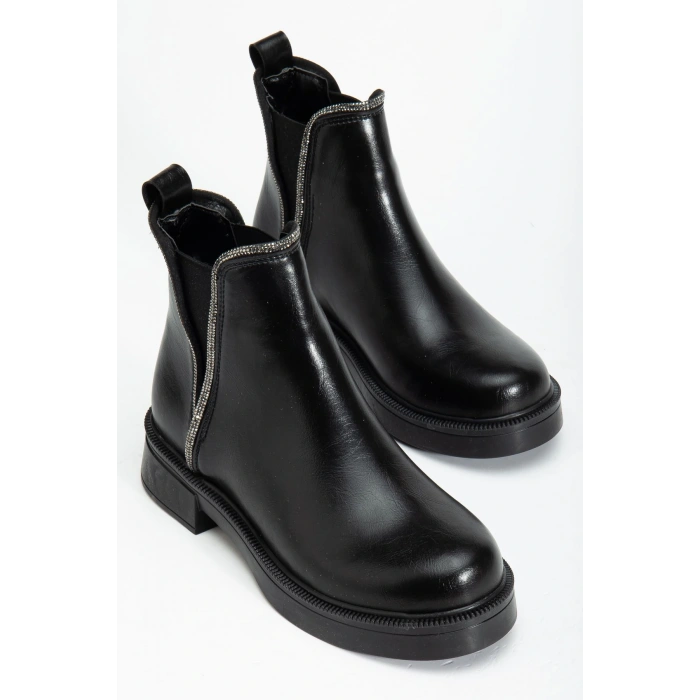 02-02 Siyah Kırışık Rugan Taş Aksesuarlı Lastikli Günlük Kadın Bot