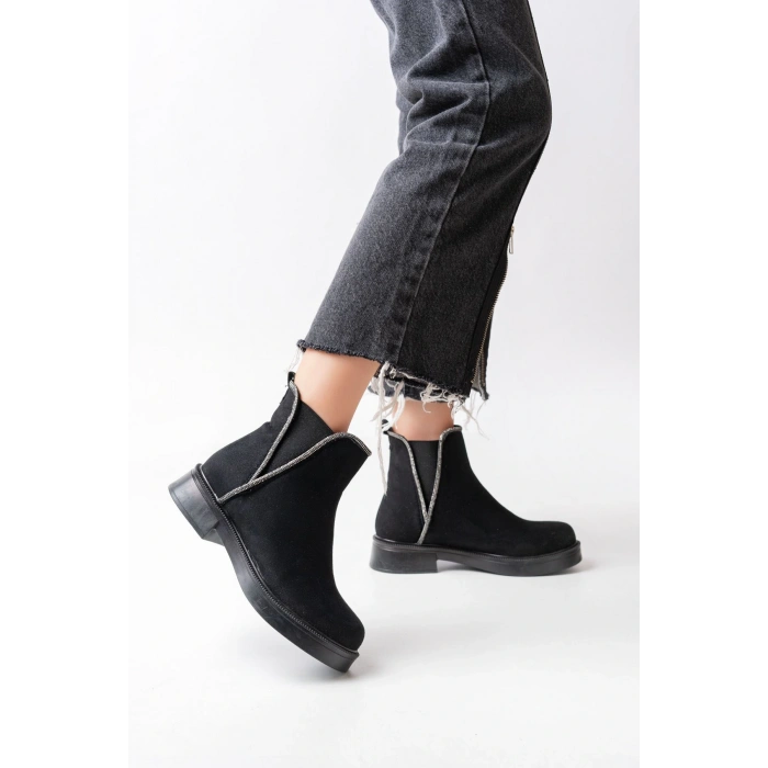 02-02 Siyah Süet Taş Aksesuarlı Lastikli Günlük Kadın Bot