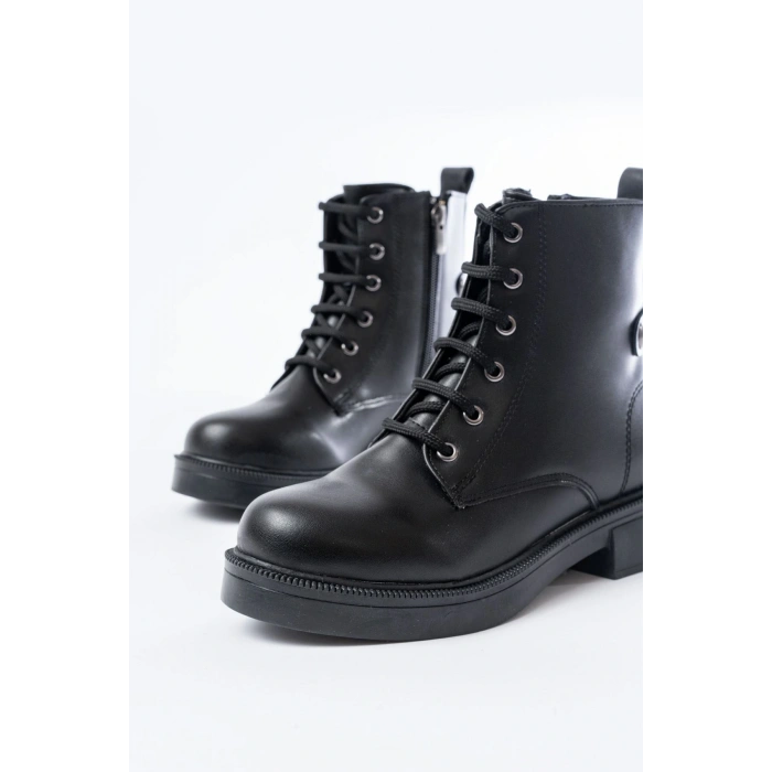 02-2003 Siyah Bağcıklı Fermuarlı Günlük Kadın Bot