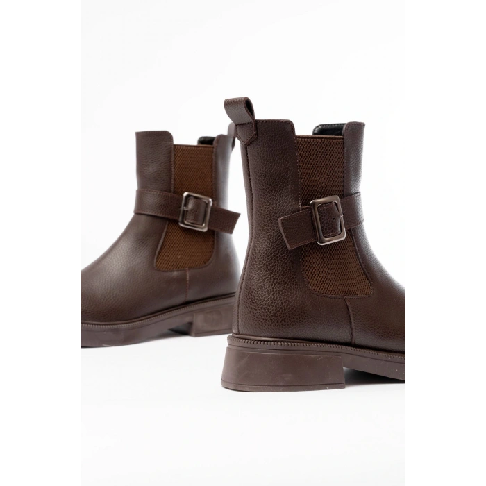 02-2004 Kahverengi Toka Aksesuarlı Lastikli Günlük Kadın Bot