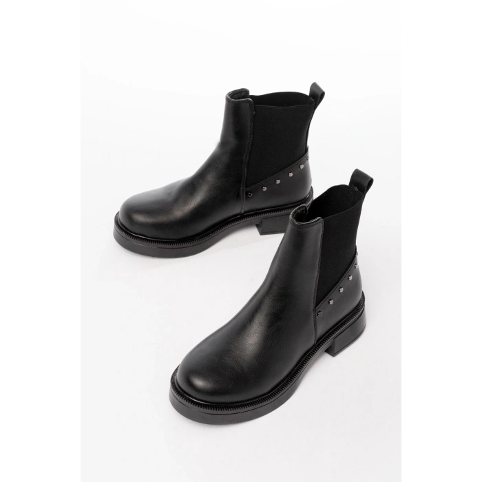 02-2005 Siyah Lastikli Günlük Kadın Bot