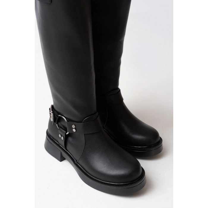02-312 Siyah Toka Aksesuarlı Fermuarlı Günlük Kadın Çizme