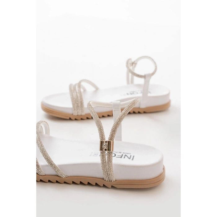 1001-1100 Beyaz Gümüş Taşlı Günlük Kadın Sandalet