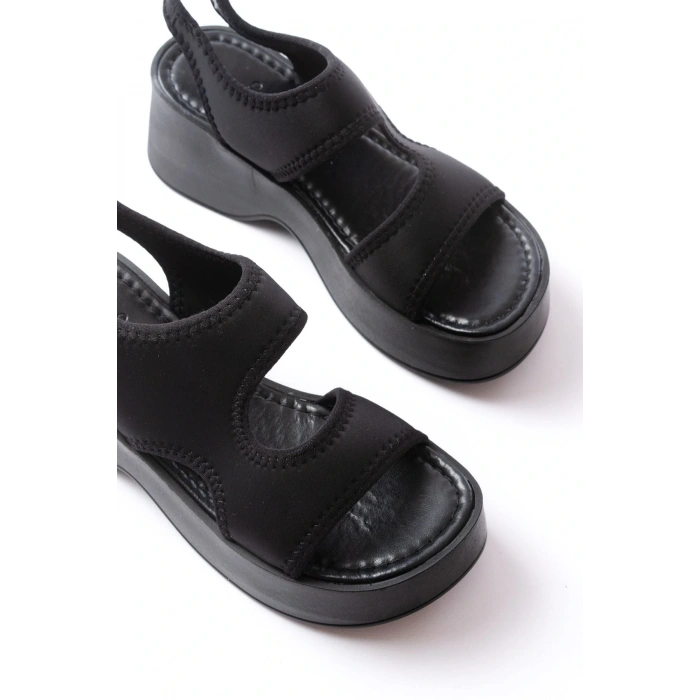 24414-573 Siyah Dalgıç Günlük Dolgu Topuk Kadın Sandalet