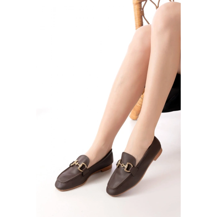 303 Kahverengi Toka Aksesuarlı Günlük Kadın Babet