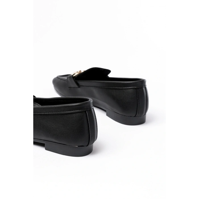 303 Siyah Toka Aksesuarlı Günlük Kadın Babet