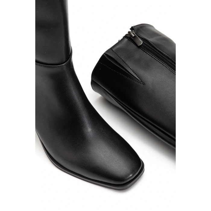 4804 Siyah Cilt Fermuarlı Günlük Bayan Çizme