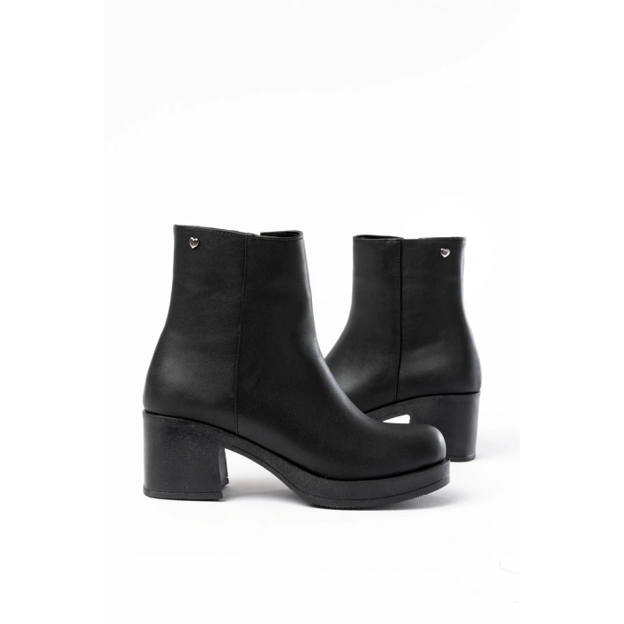 5109-3022 Siyah Fermuarlı Kalın Topuklu Günlük Kadın Bot