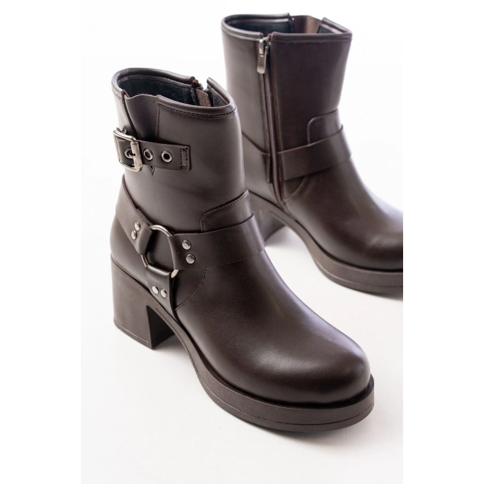 5109-3042 Kahverengi Toka Aksesuarlı Fermuarlı Kalın Topuklu Günlük Kadın Bot