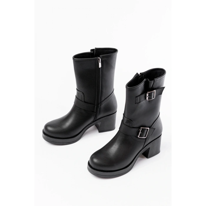 5109-3043 Siyah Toka Aksesuarlı Fermuarlı Kalın Topuklu Günlük Kadın Bot