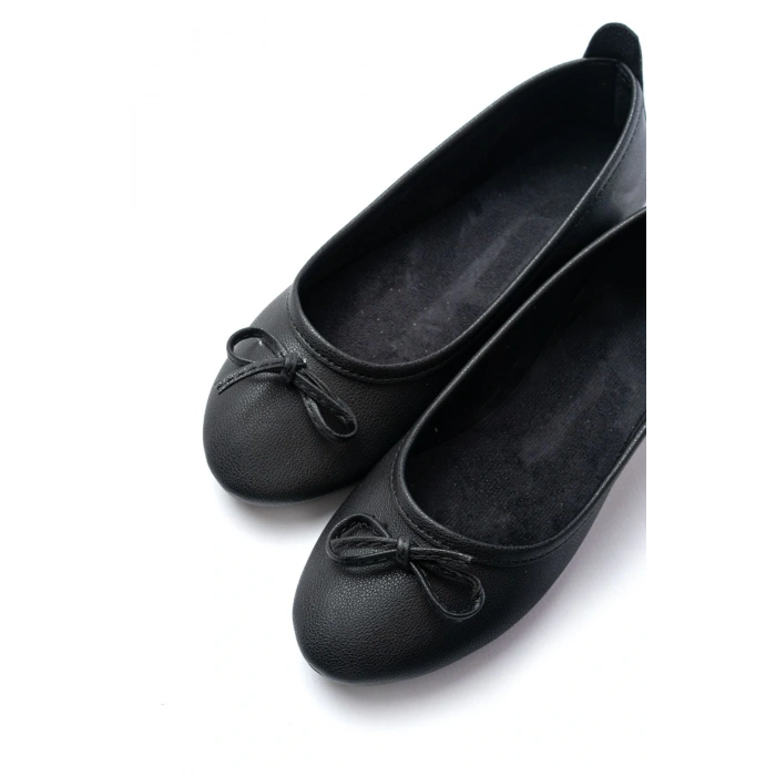 6101 Siyah Günlük  Fiyonklu Kadın Babet