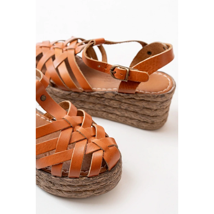 684-02 Taba Ortopedik Hakiki Deri Dolgu Kadın Sandalet