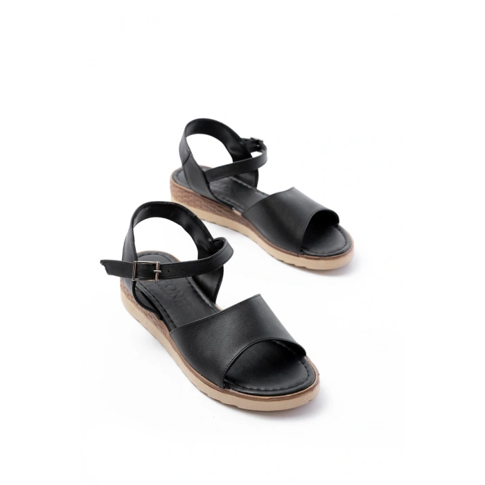 692-500 Siyah Ortopedik Taban Tokalı Kadın Sandalet