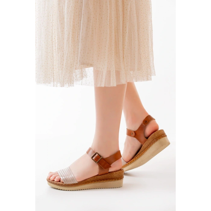 731-07 Bej Ortopedik Hakiki Deri Dolgu Kadın Sandalet