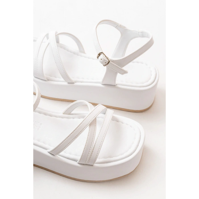 861-1016 Beyaz Dolgu Kadın Sandalet