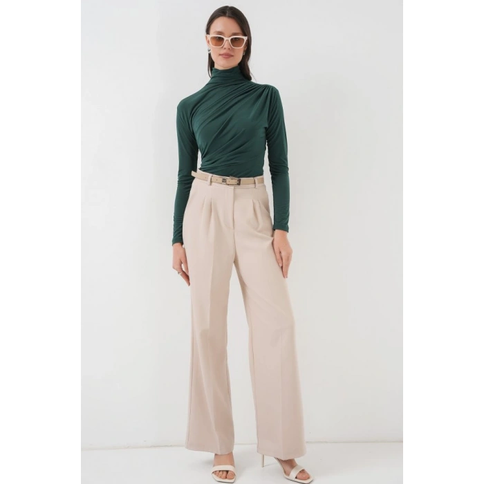 925 Büzgü Detaylı Sandy Bluz  Zümrüt Yeşili