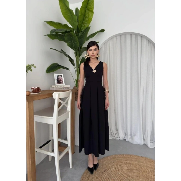 ate Yıldız Detaylı Elbise