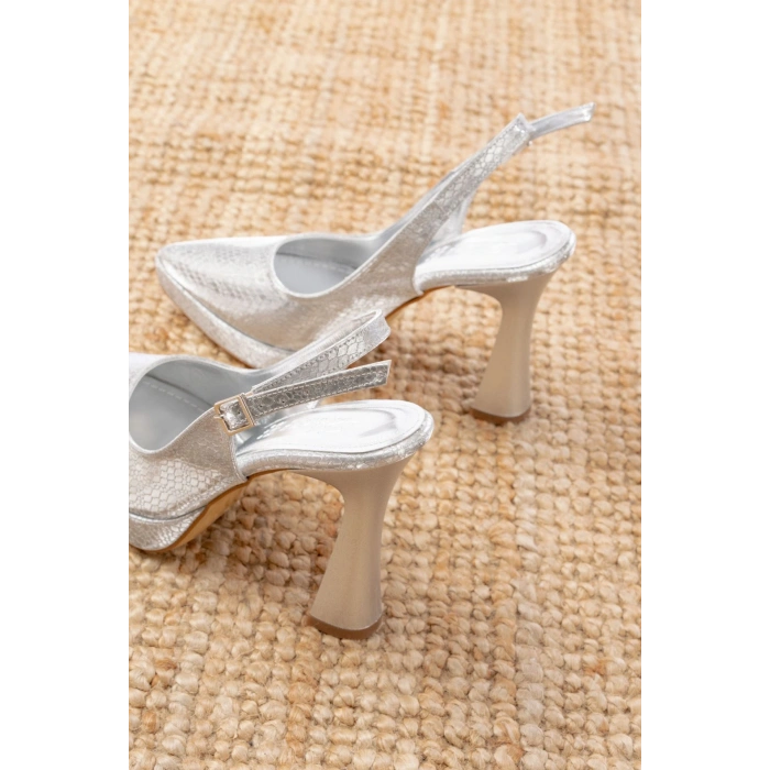 B-2101 Gümüş Günlük Arkası Açık Yılan Desenli Topuklu Bayan Ayakkabı