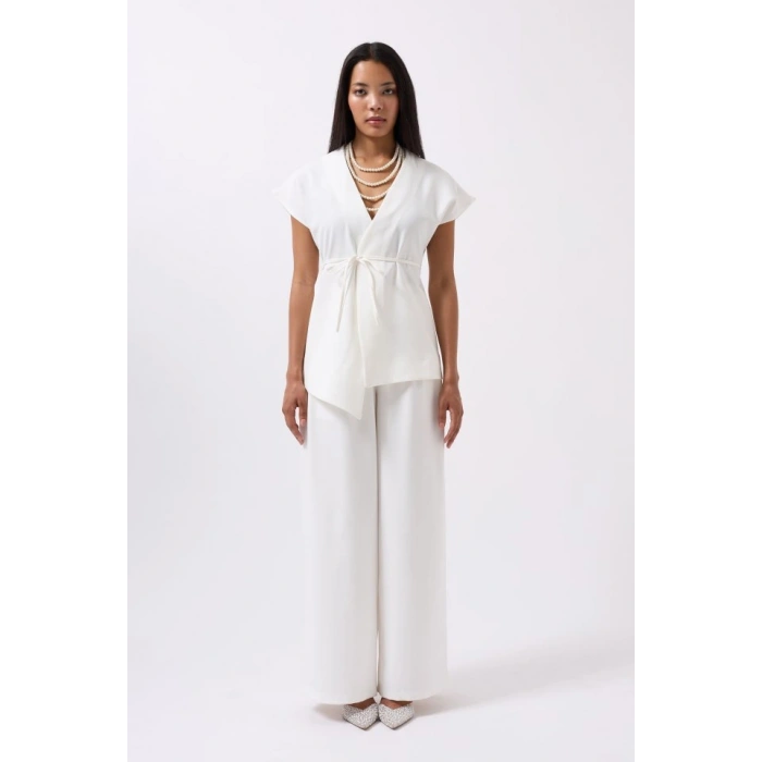 Bağcık Detay Yelek