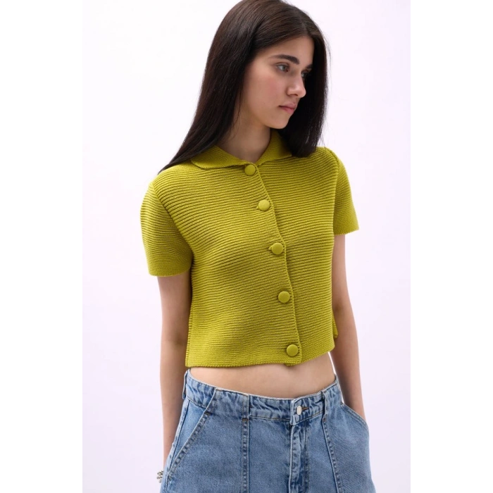 Bebe Yaka Düğmeli Bluz