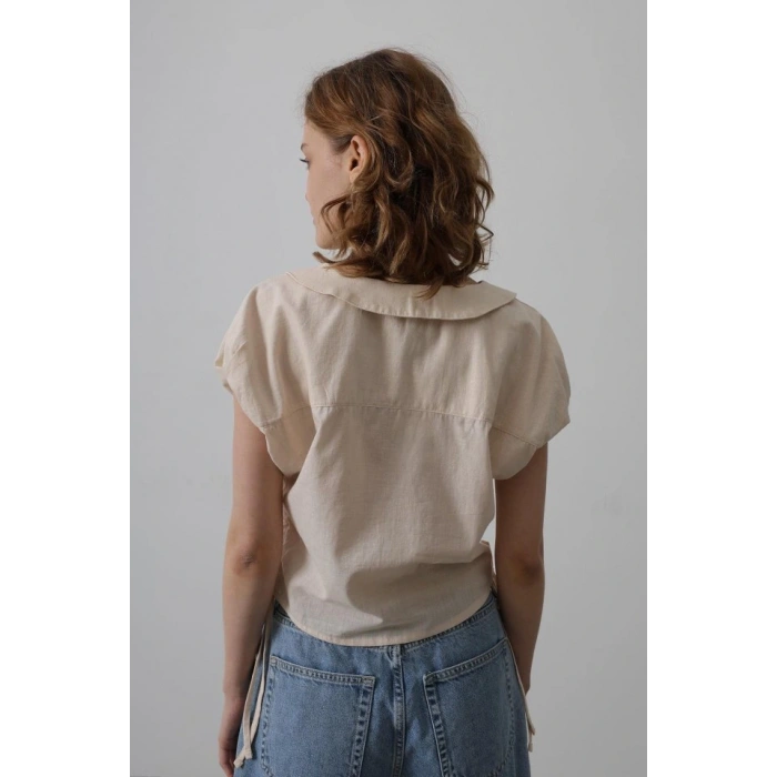 Bebe Yaka Yanları Bağlamalı Bluz  Taş