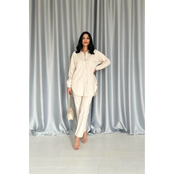 Bej Gömlek Ve Çıtçıtlı Pantolon Takım