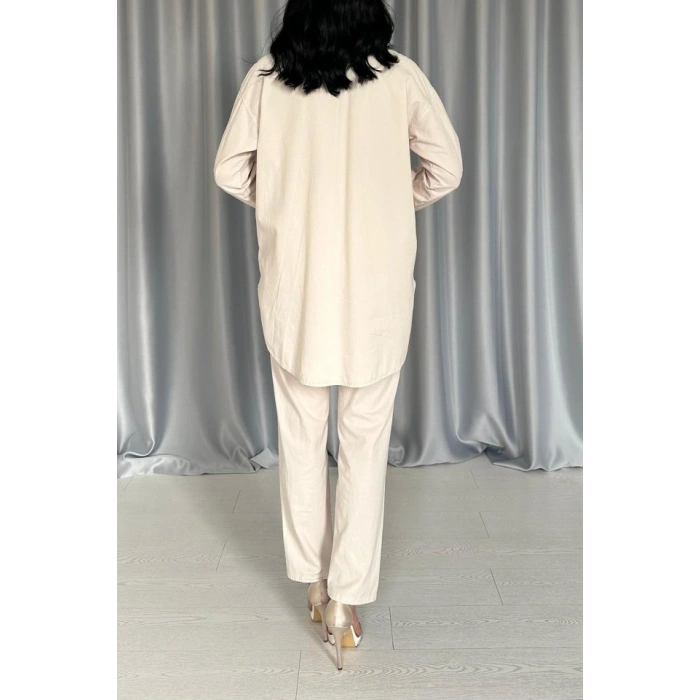 Bej Gömlek Ve Çıtçıtlı Pantolon Takım