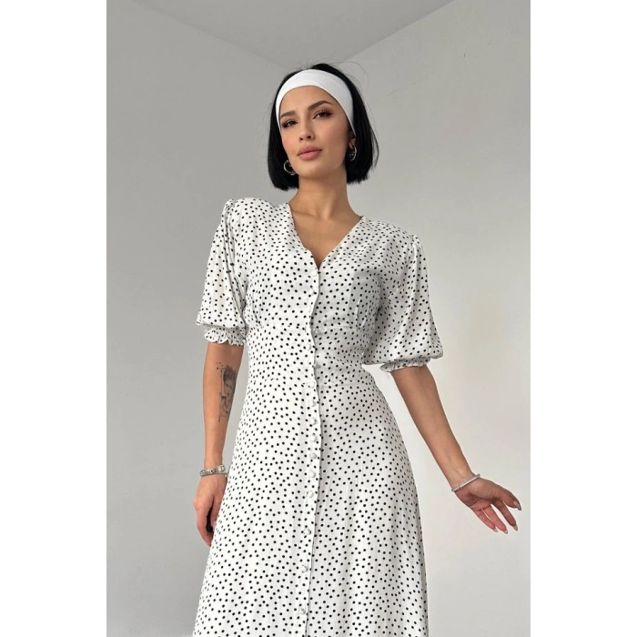 Beyaz Arka Ve Bel Ucu Gipeli Elbise