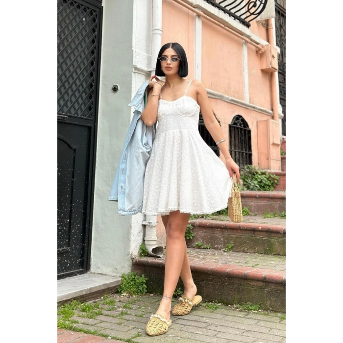 Beyaz Askılı Fisto ini Elbise