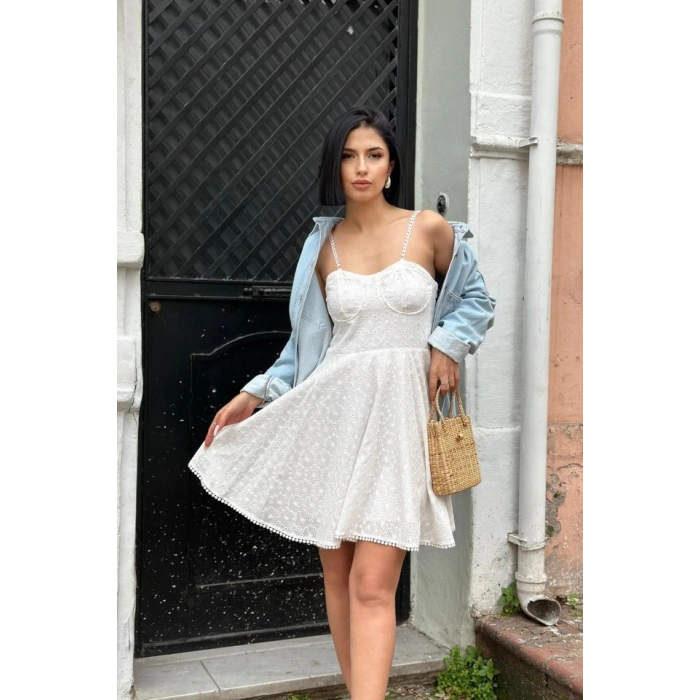 Beyaz Askılı Fisto ini Elbise