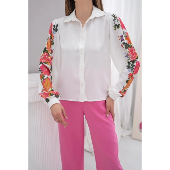 Beyaz Kolu Çiçekli Gömlek