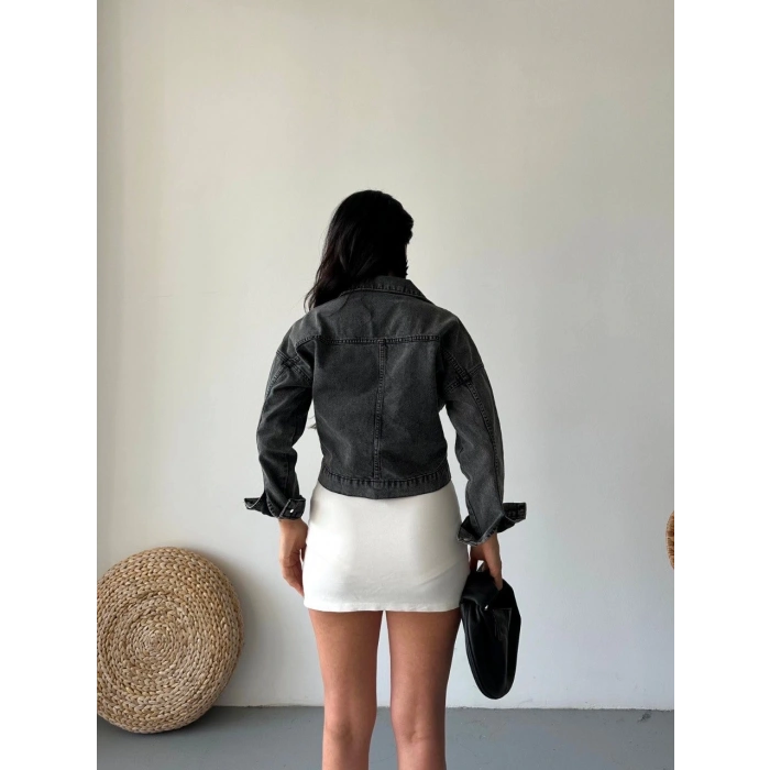 Çift cepli kol katlamalı süper taş enzim yıkama crop kot ceket füme d2000