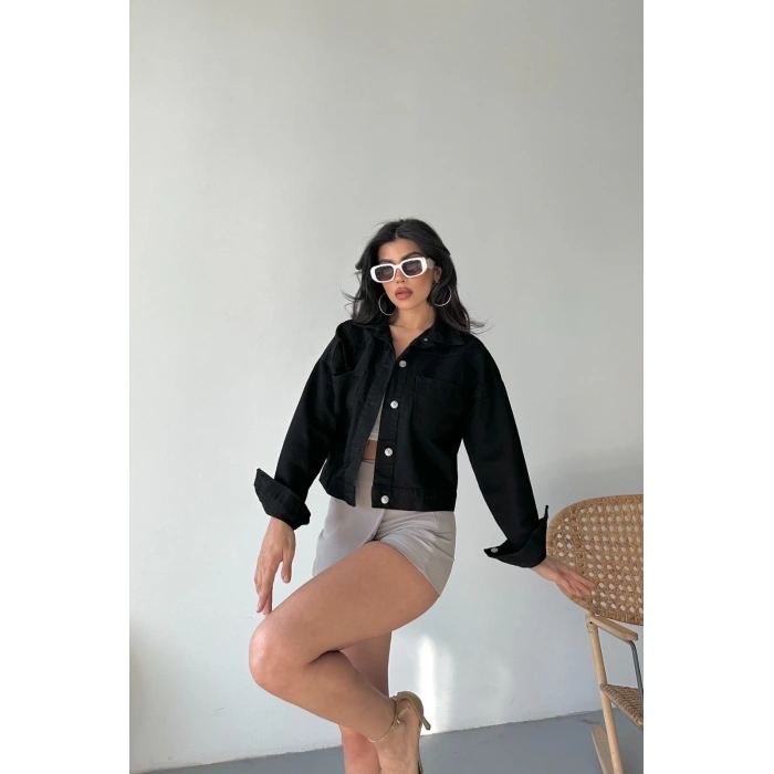 Çift cepli kol katlamalı süper taş enzim yıkamalı crop kot ceket siyah d2000