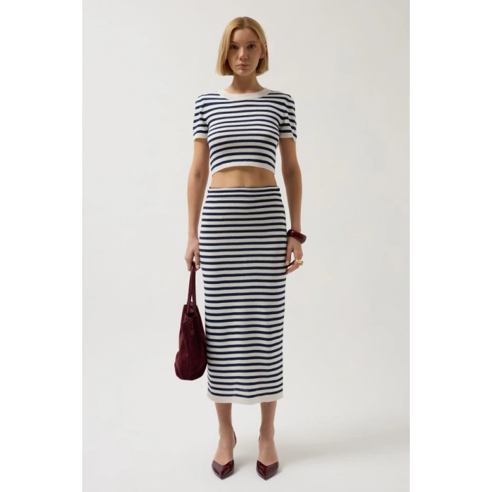 Çizgili Bisiklet Yaka Crop