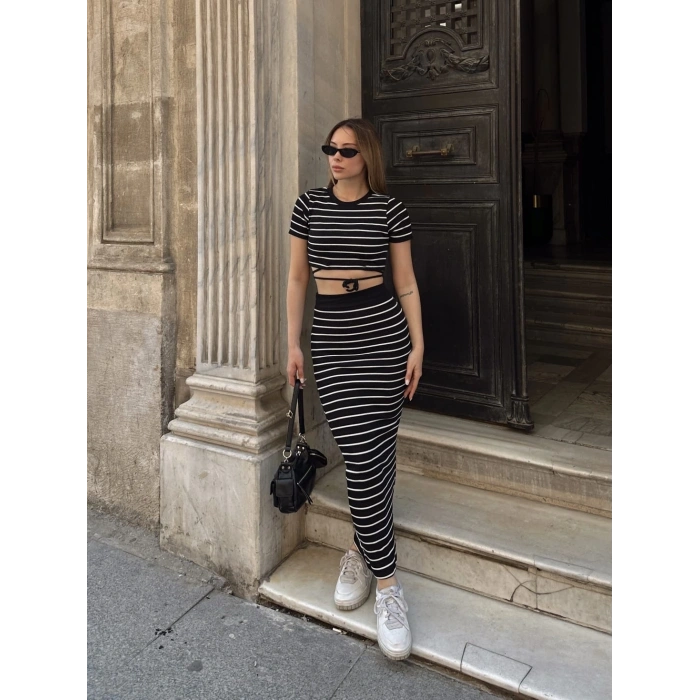 Çizgili etekli takım siyah s3609