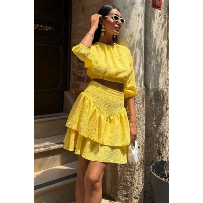 Crop Bluz Ve Kat Kat Etekli Takım 10207