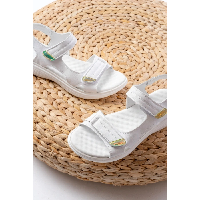 DM-363  Beyaz Baret Cırtlı Dikişli Günlük Kadın Sandalet