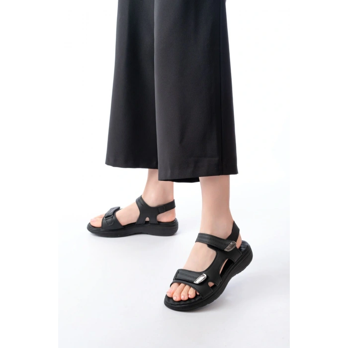 DM-363  Siyah Baret Cırtlı Dikişli Günlük Kadın Sandalet