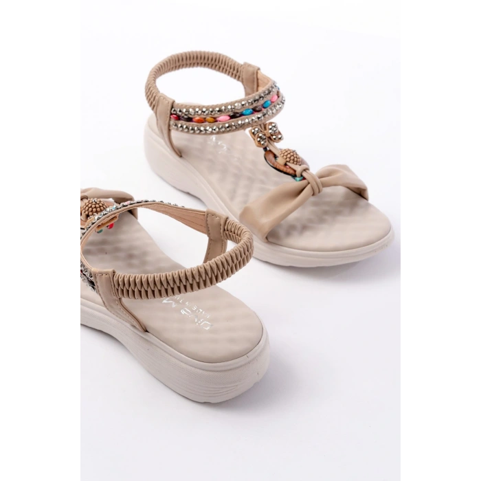 DM-608 Bej Taşlı Arka Lastikli Günlük Kadın Sandalet