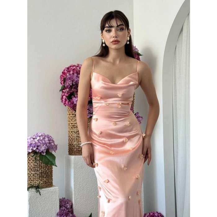 Dora Çiçek Detaylı Elbise