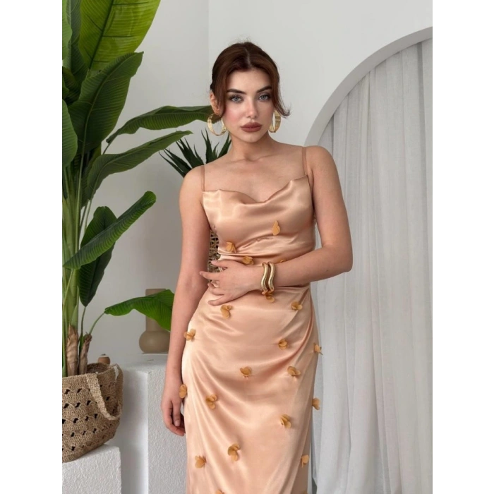 Dora Çiçek Detaylı Elbise