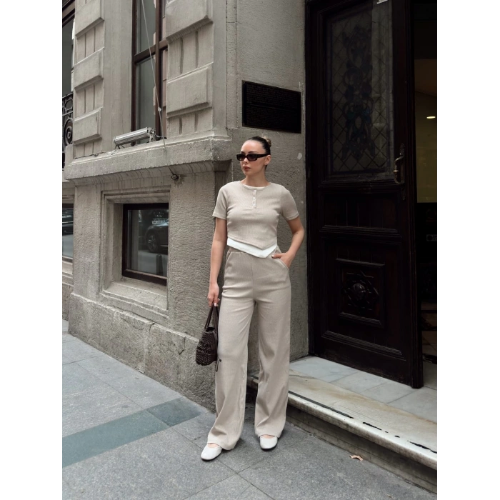 Düğme yakalı bej alt üst takım s3943