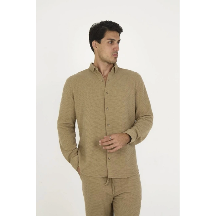 Düğmeli Tam Kalıp Uzun Kol Jakar Gömlek  Kahverengi