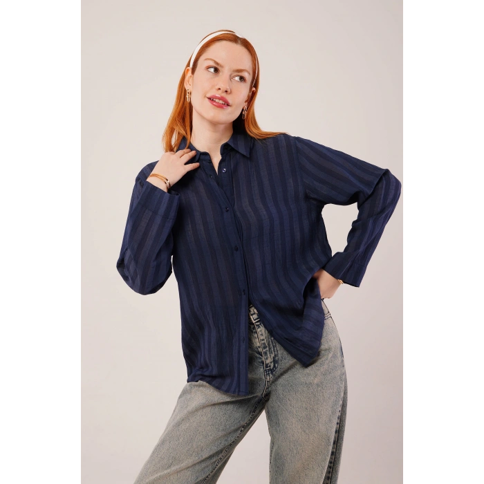 Düğmeli Ve Çizgi Detaylı acivert Gömlek