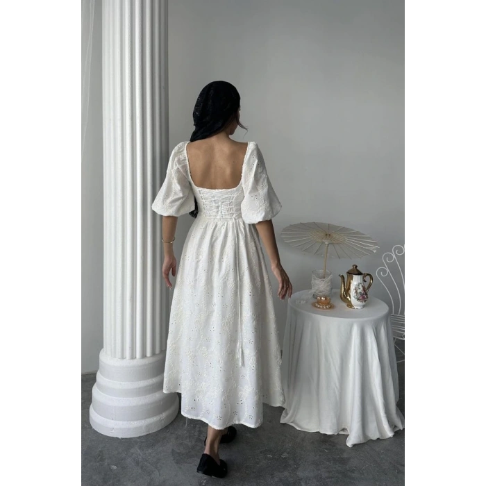 Ekru Dantel Detaylı Brode Elbise