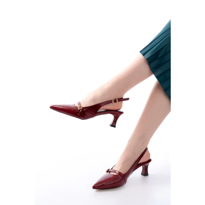 H-470 Bordo Rugan Baret Tokalı Arkası Açık Günlük Kadın Sandalet