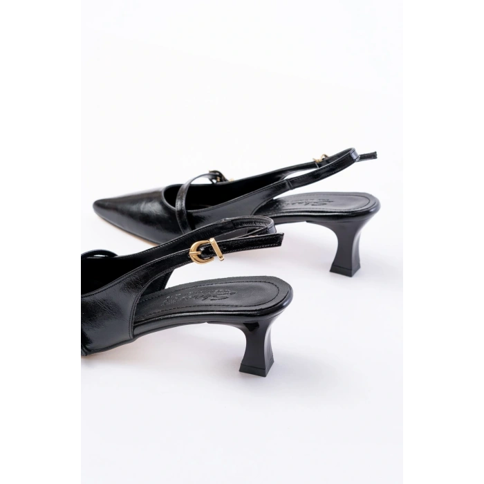 H-470 Siyah Rugan Baret Tokalı Arkası Açık Günlük Kadın Sandalet