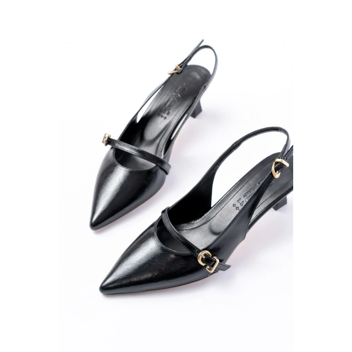 H-470 Siyah Rugan Baret Tokalı Arkası Açık Günlük Kadın Sandalet