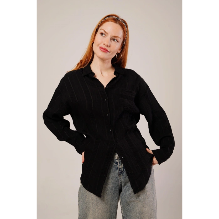 Hakim Yaka Çizgili Cep Detaylı iyah Gömlek