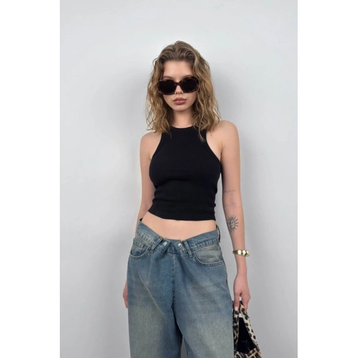 Halter Yaka Kolsuz Bluz